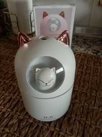 Humidificador em forma de gato