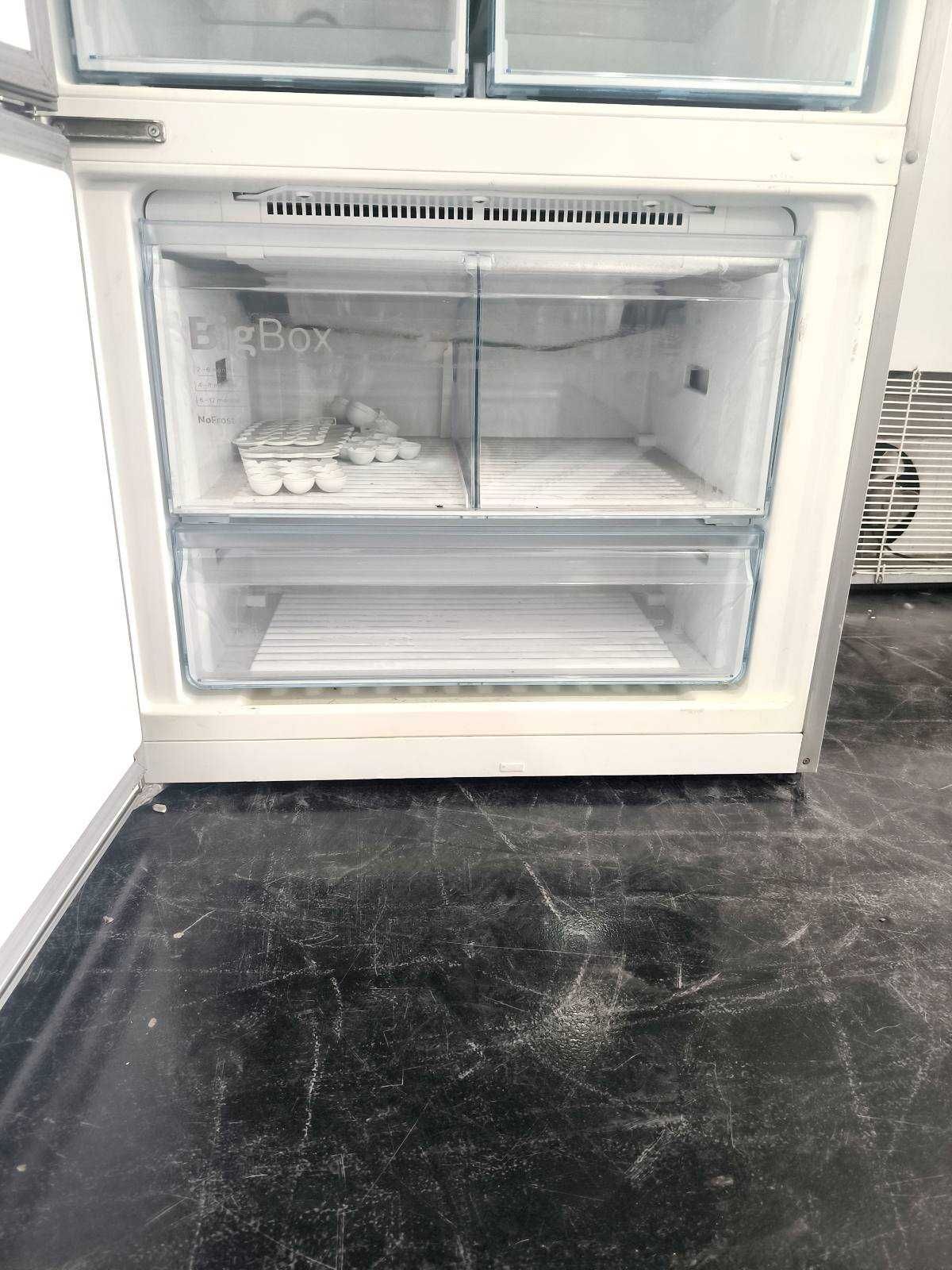 Холодильник бу Bosch KGN86AI30U широкий