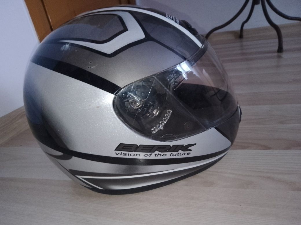 Kask na motor lub skuter