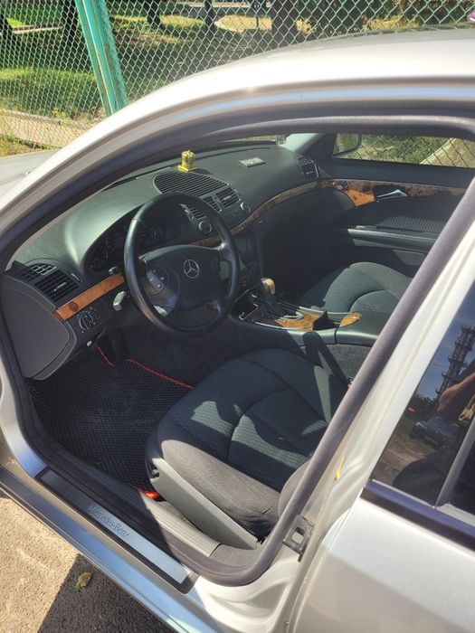 Mercedes e-class w211