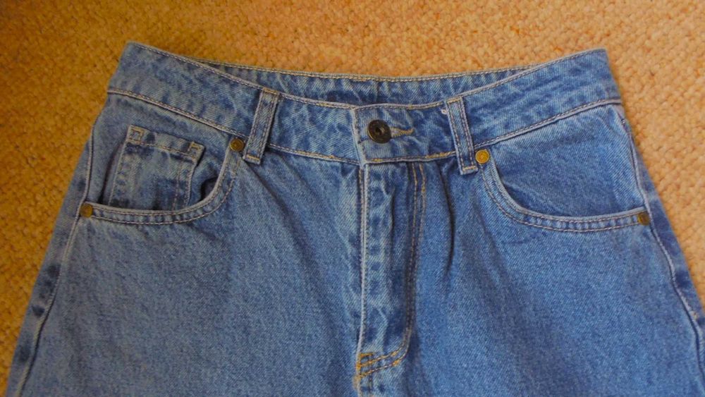 Spodnie jeansowe rozmiar 38 boohoo