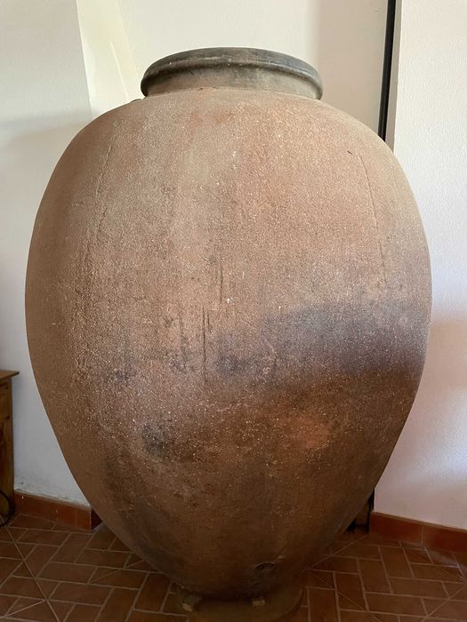 Talha/pote barro para vinho
