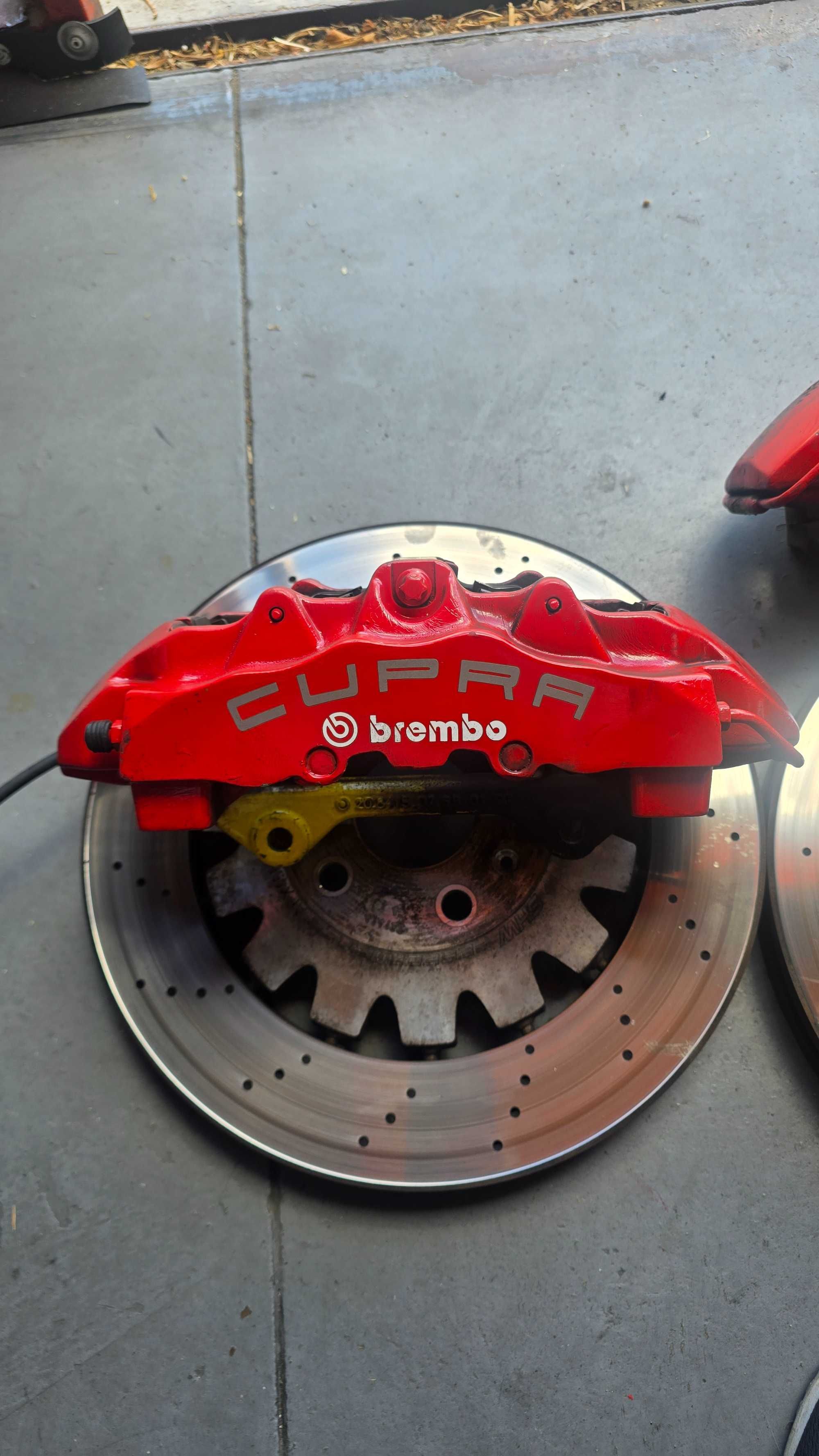 Travagem brembo 8pot 370mm