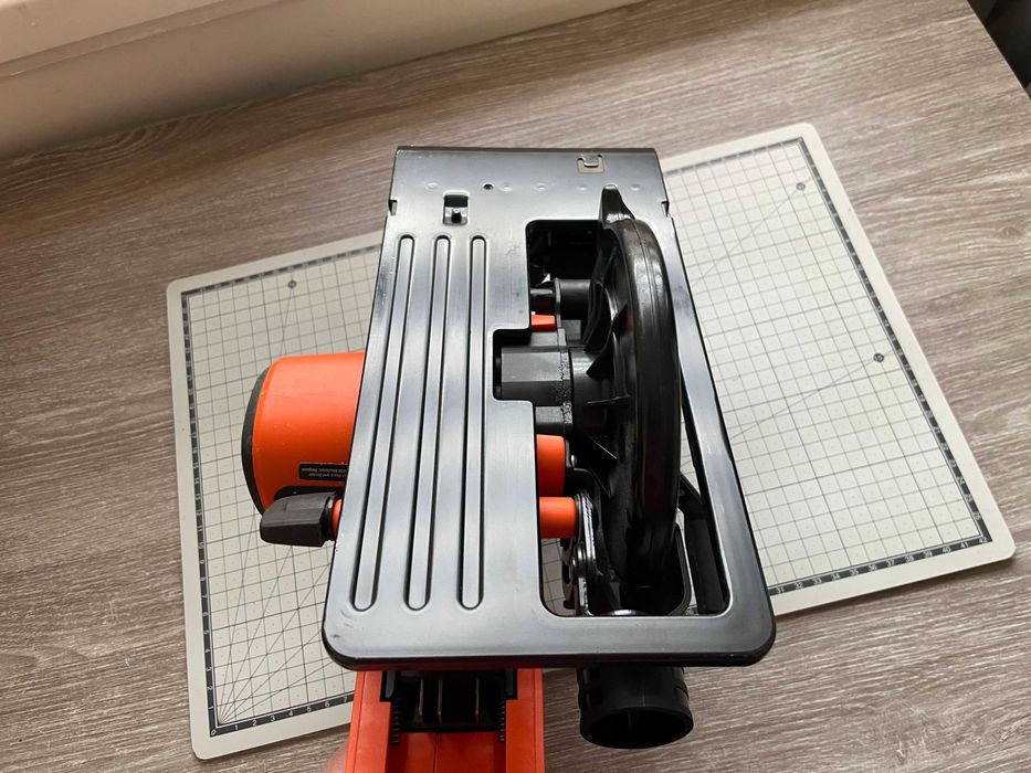 Akumulatorowa PIŁA PILARKA RĘCZNA TARCZOWA 18V 140mm 2xakku wkrętarka