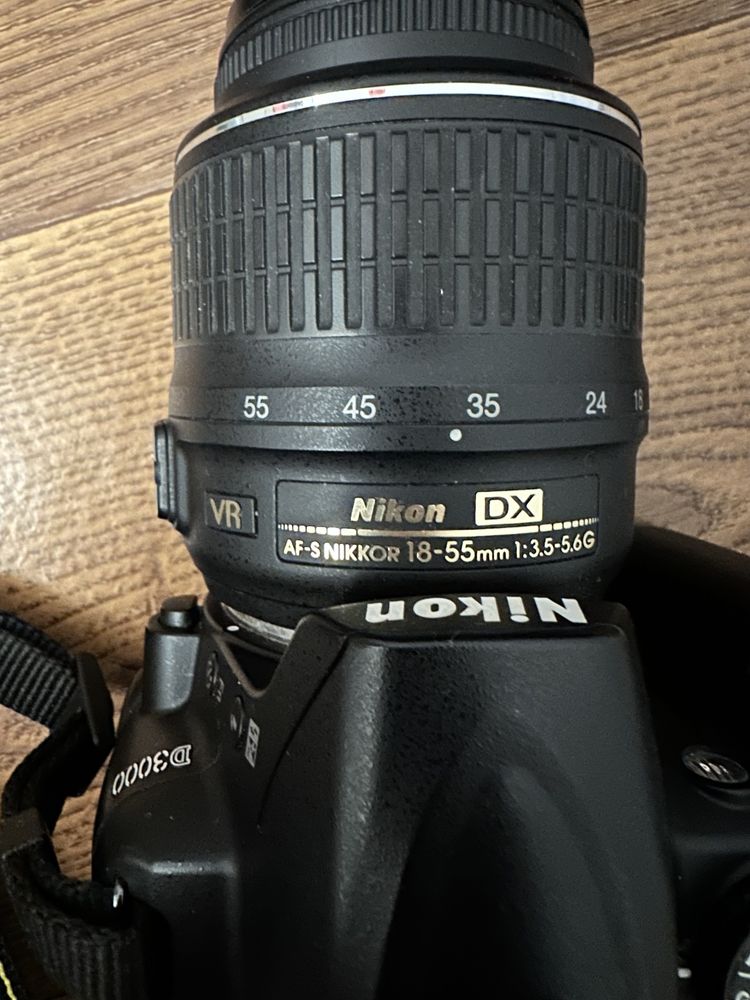 Фотоапарат Nikon D3000 з сумкою
