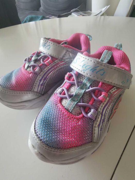 Skechers buty świecące r. 23 dziewczęce