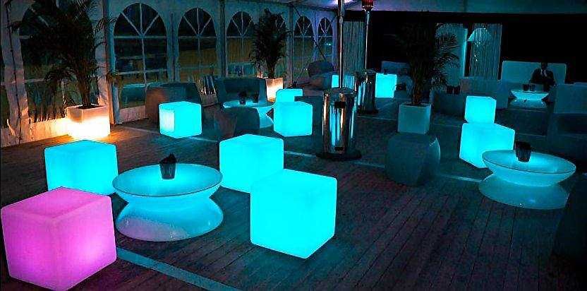 Mobiliario led para bares