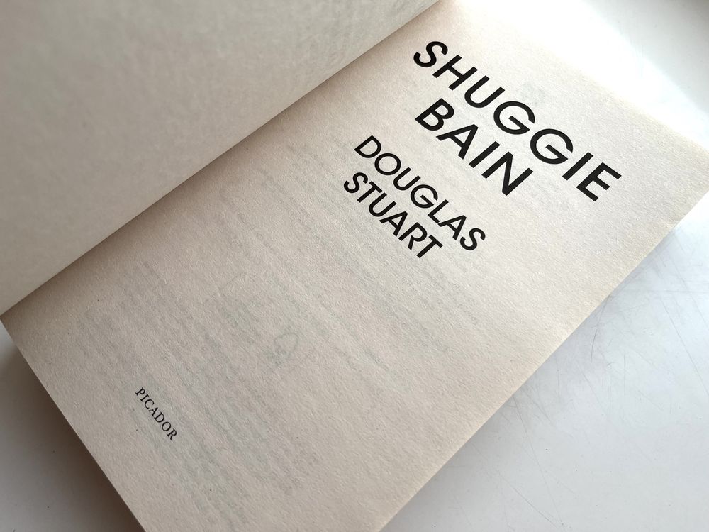 Книга «Shuggie Bain» Douglas Stuart