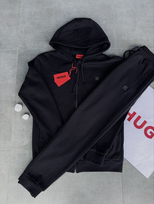 Костюм на флісі від Hugo Boss