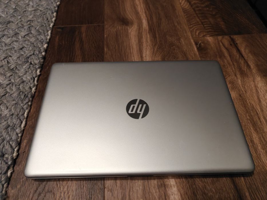 Laptop HP 15 Ryzen 5/8Gb Ram/512SSD/Windows 11