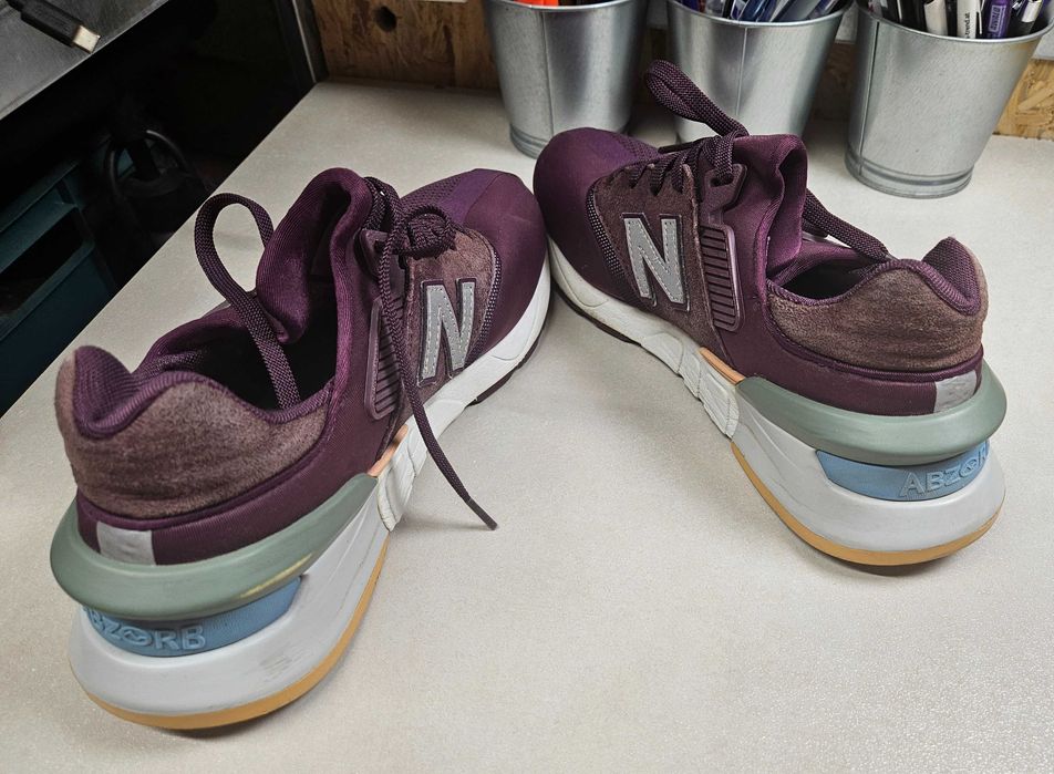 Buty new balance 42.5