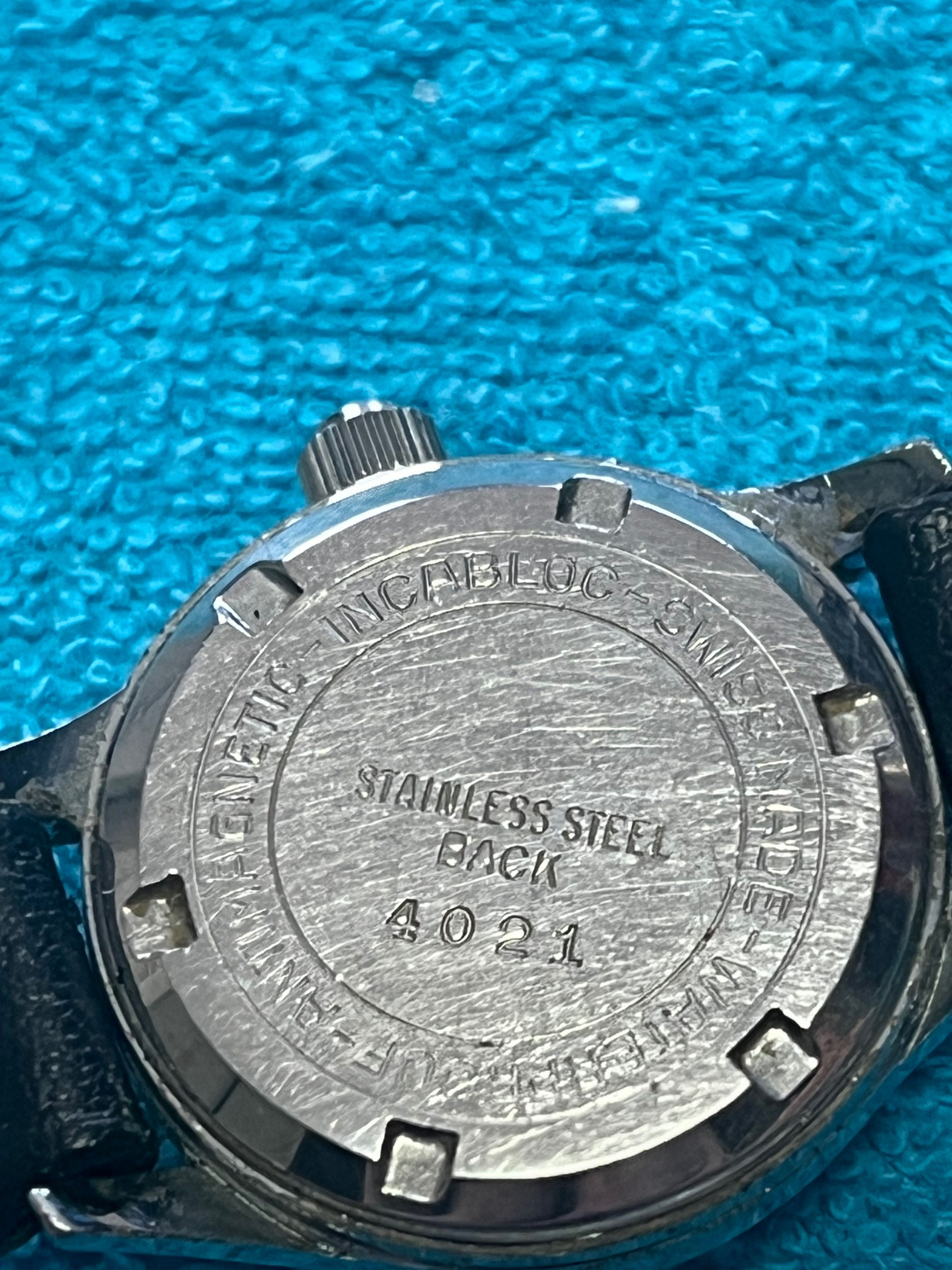 Zegarek Hevleta Swiss