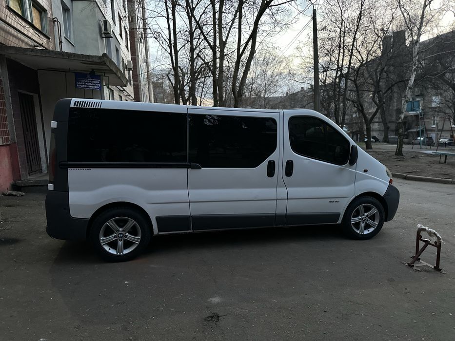 Продам бус 2002 рік 1.9 тді