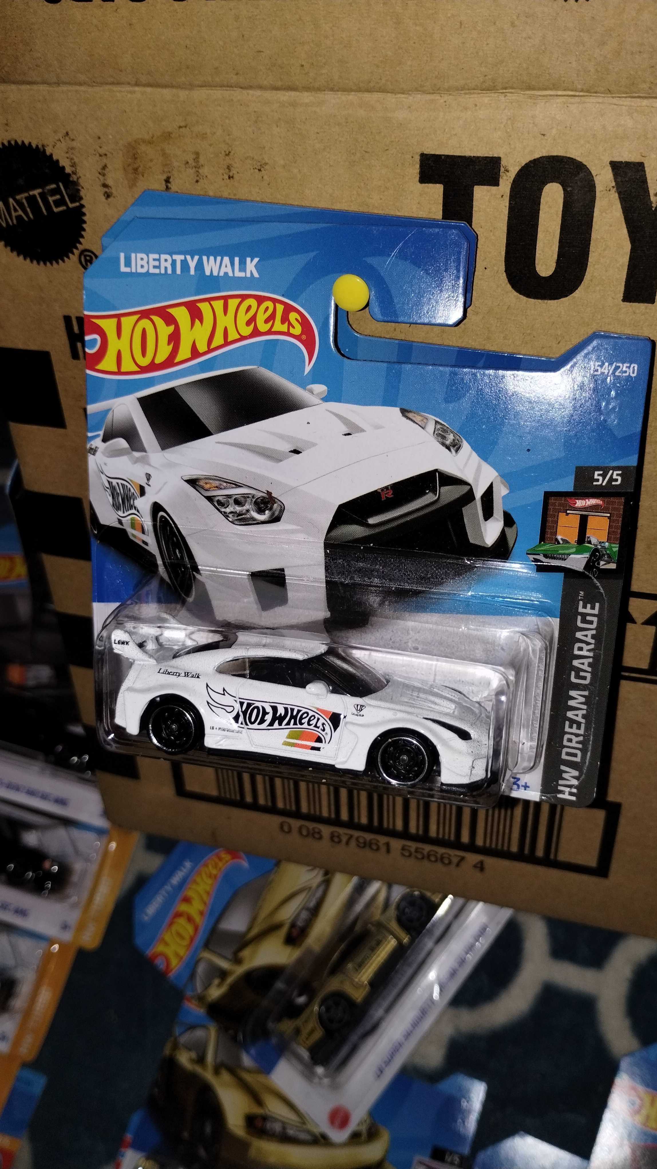 Hot Wheels NISSAN 35GT-RR ver2 LB WORKS