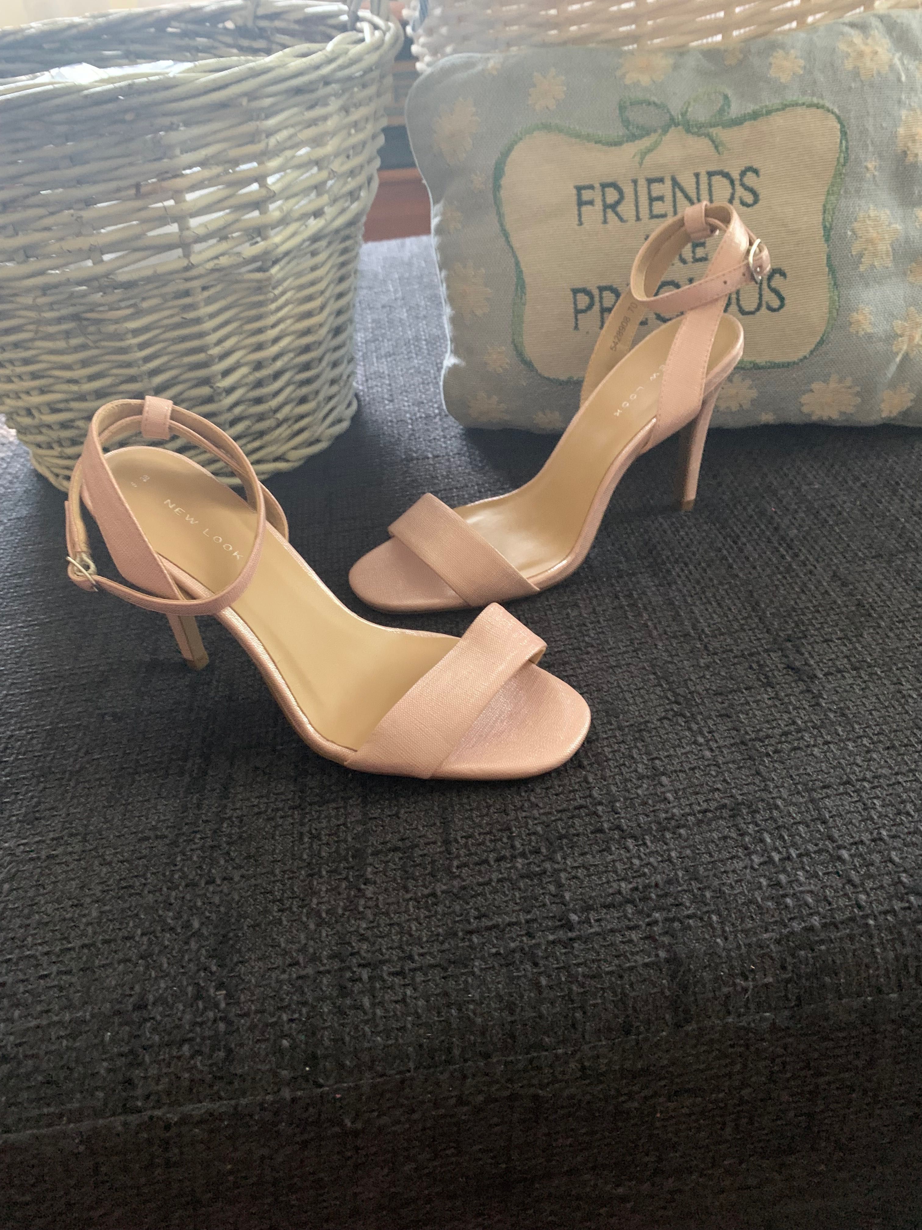 Nowe buty damskie