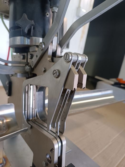 Напівавтоматичний кліпсатор Tipper Tie Technopack  DCM - 90