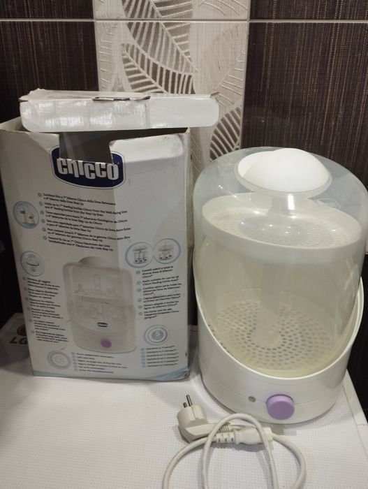 Стерилізатор для дитячих пляшок Chicco