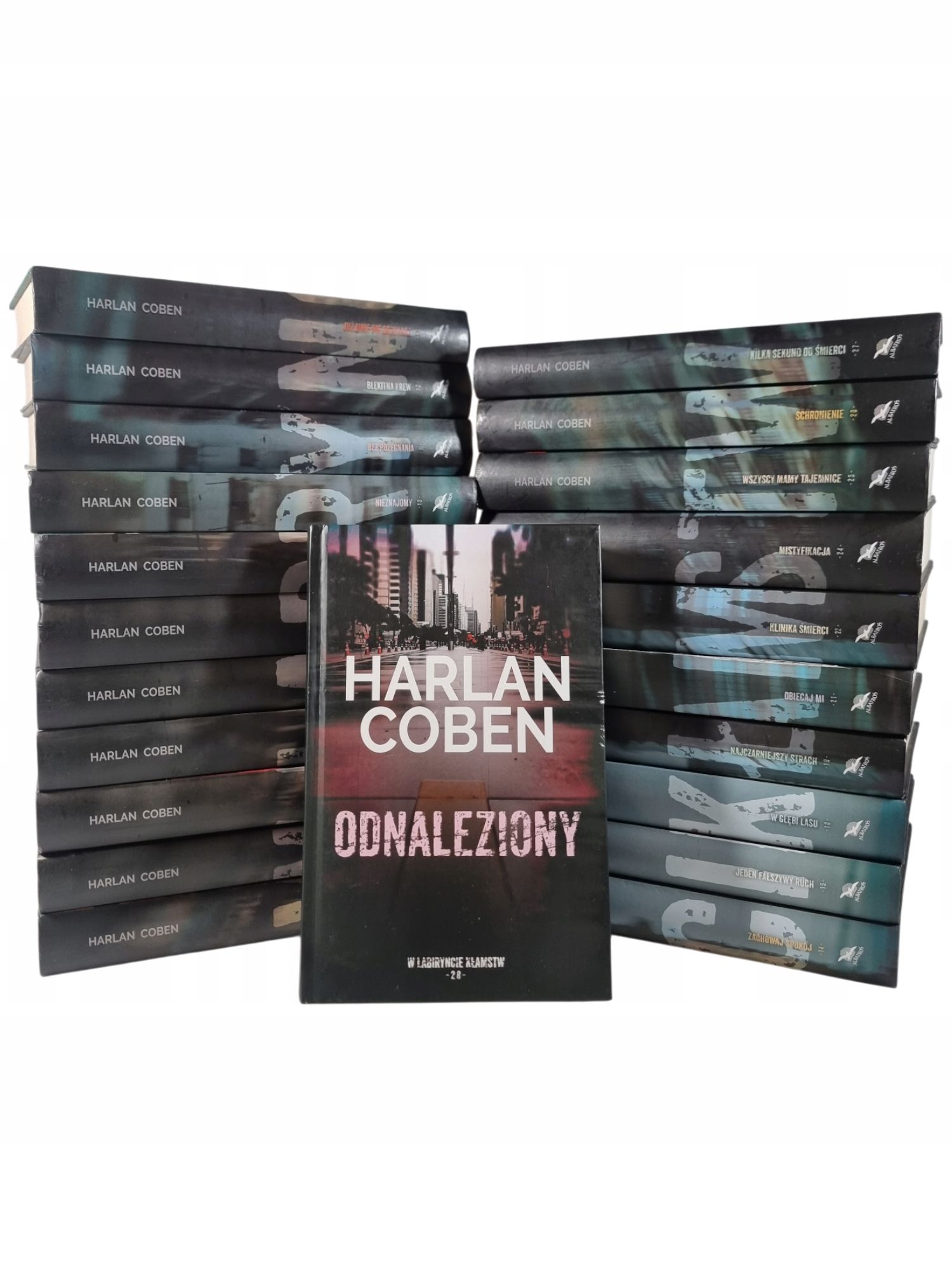 W Labiryncie Kłamstw / zestaw 22 książek / Harlan Coben