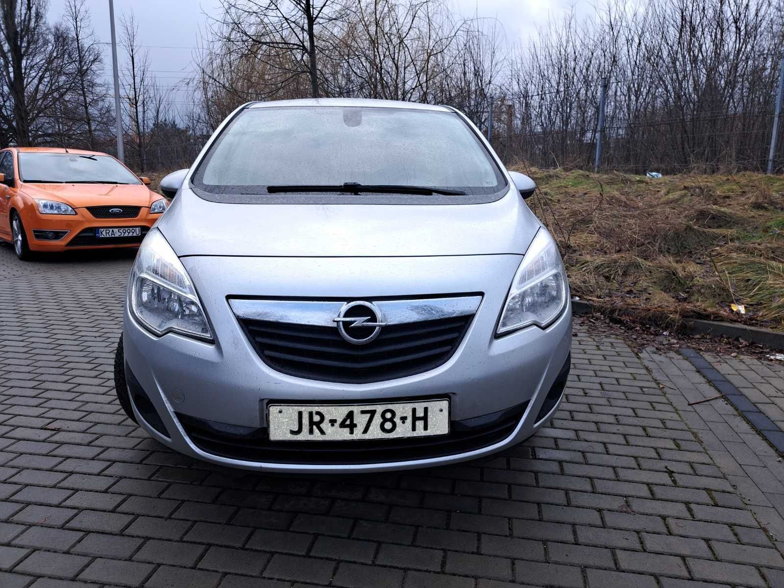 Opel meriva tour