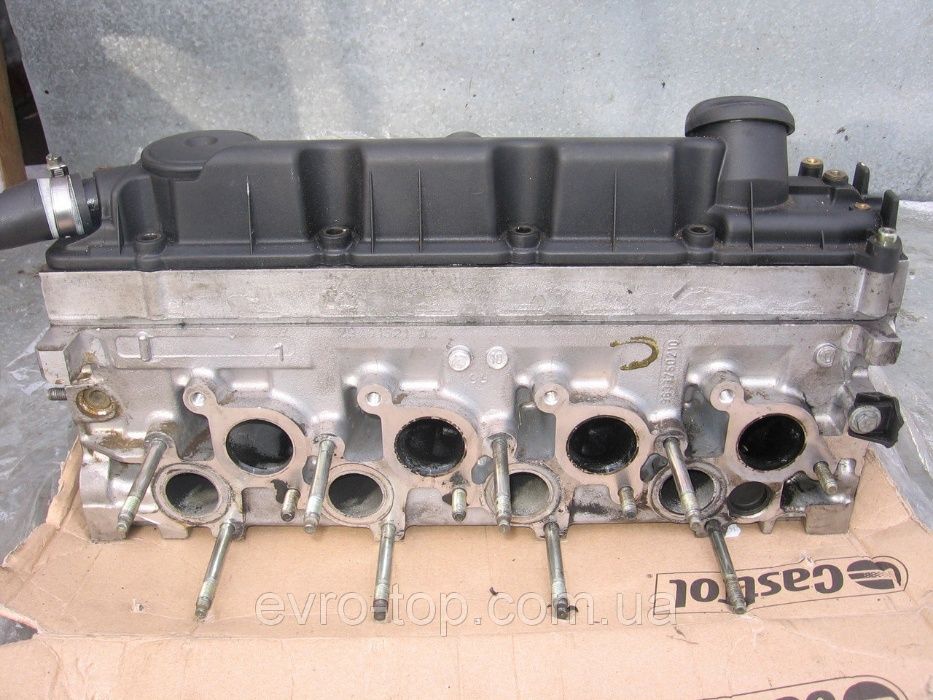 Головка блока Citroen 2.0 hdi Peugeot Fiat  ГБЦ Ситроен Пежо Фиат 2.2
