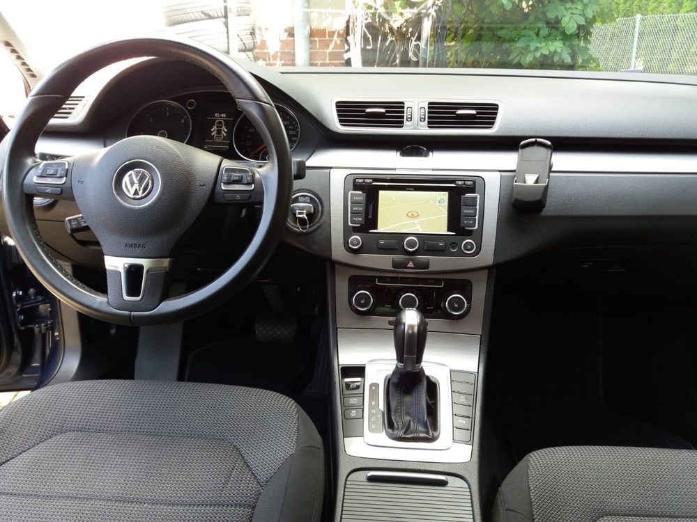 VW Passat 2011 r. Automat DSG 2.0 Diesel 140KM