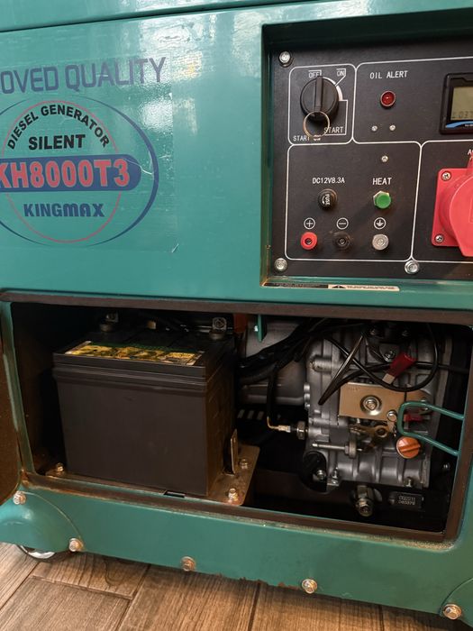 Дизільний генератор KINGMAX KH8000T3 7 -8 кВт