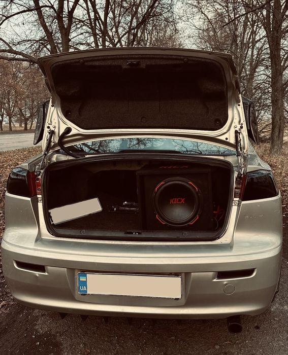 Mitsubishi lancer х 10.   1.5 газ/бензин