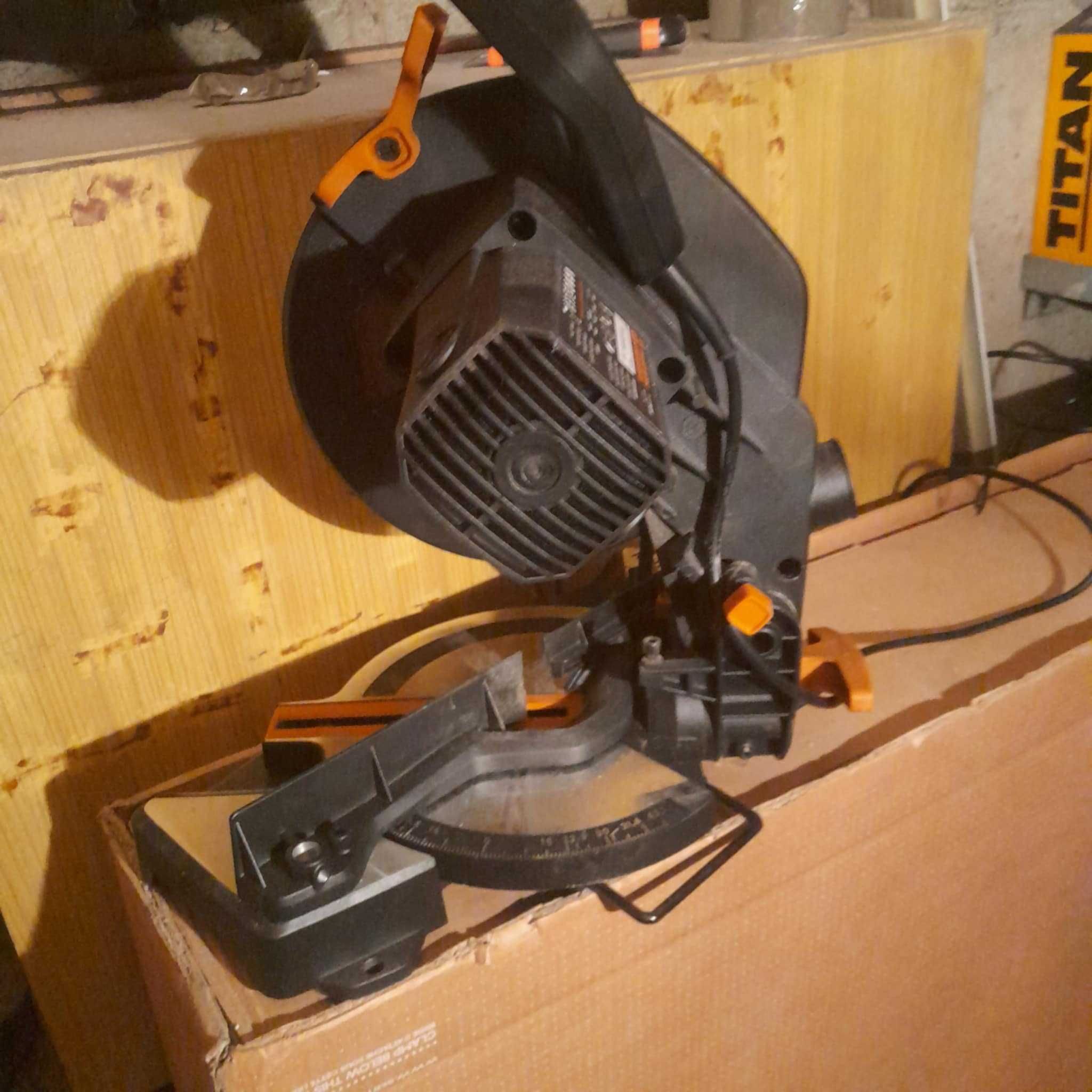 Piła ukośnica R210-CMS Evolution 1200W bez posuwu