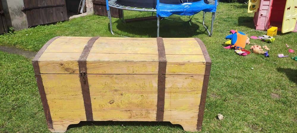 Skrzynia, kufer ozdobny do renowacji