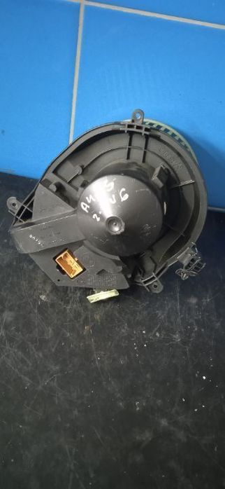 Dmuchawa wentylator nawiewu VW Passat B5 Lift Audi A4 8D1820021