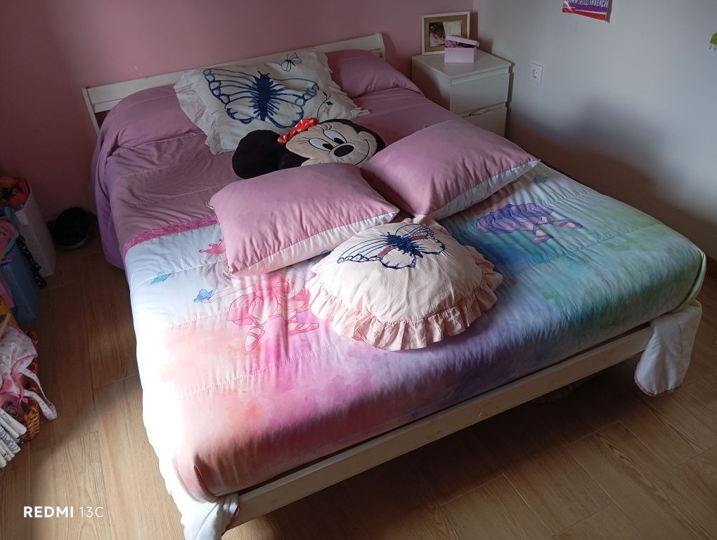 Cama branca 1.40/1.90