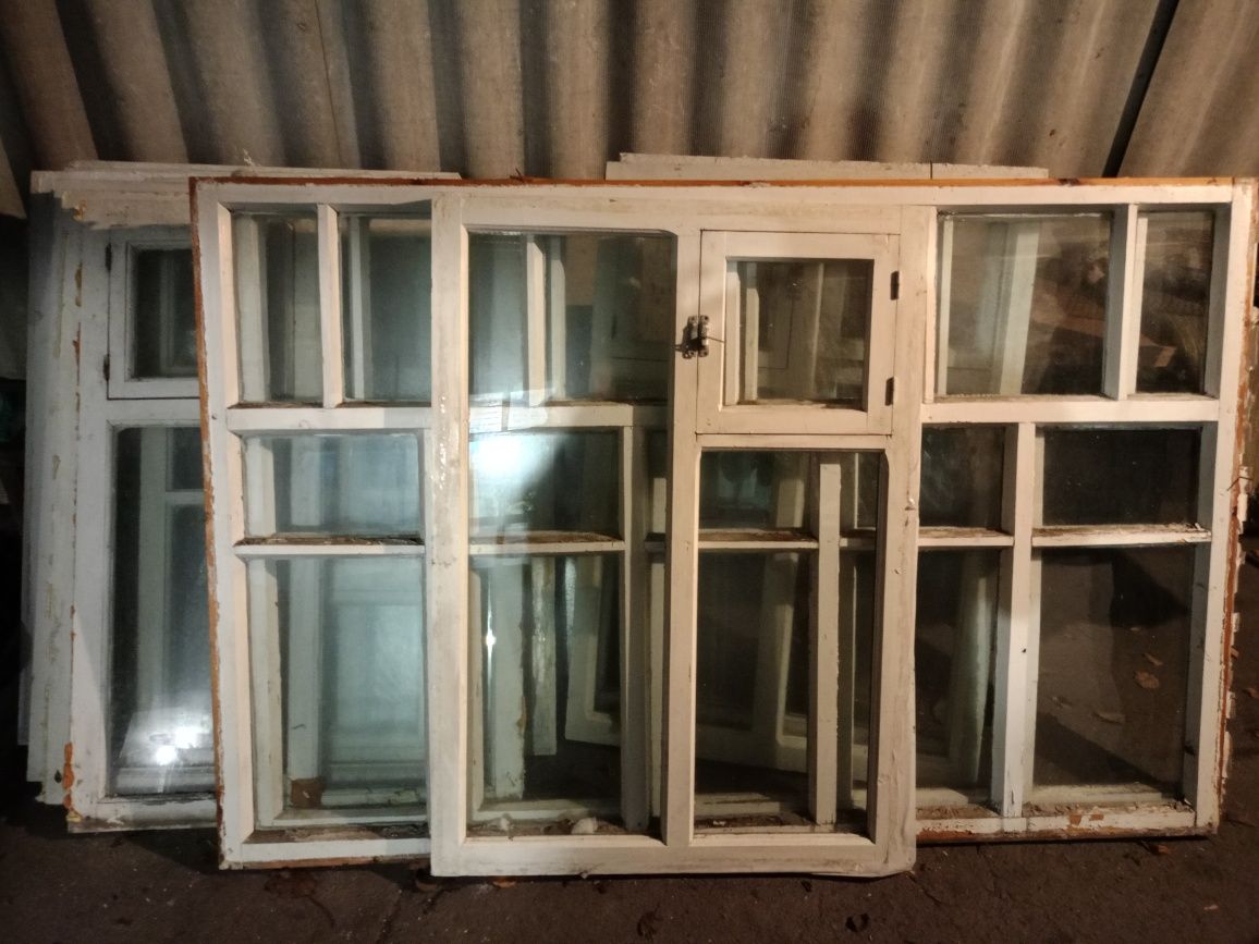 Продам вікна дерев'яні, скляні, без тріщин як нові