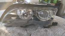 farol esquerdo Xenon BMW série 3 E46 facelift