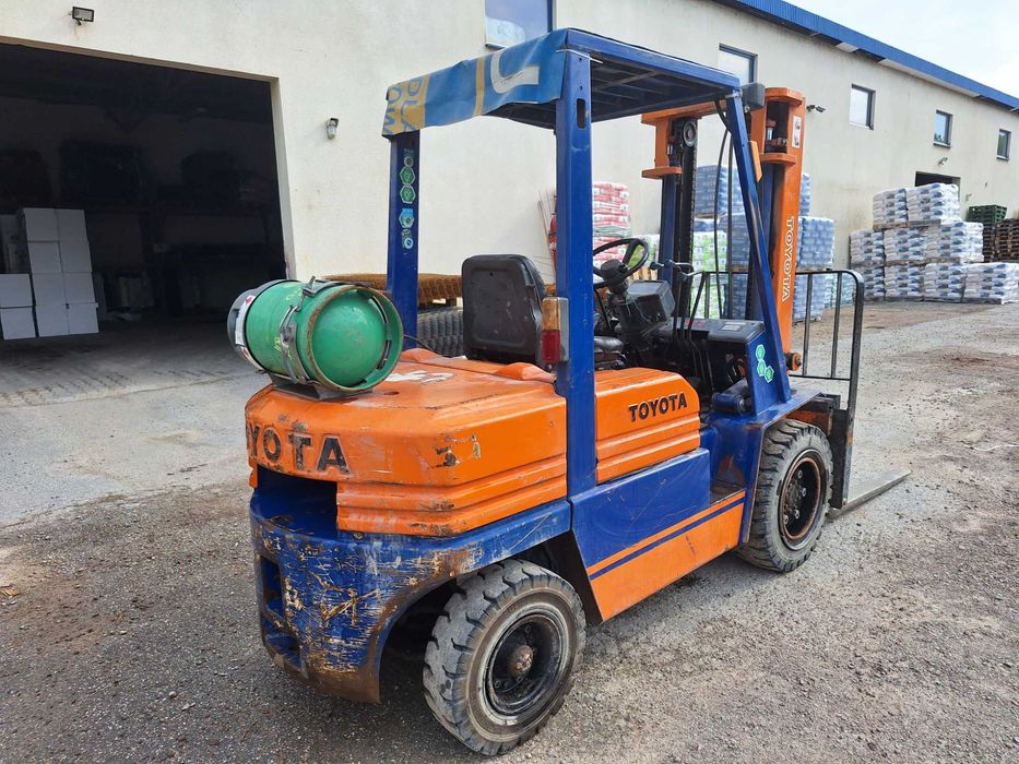 Wózek widłowy TOYOTA 5FG30