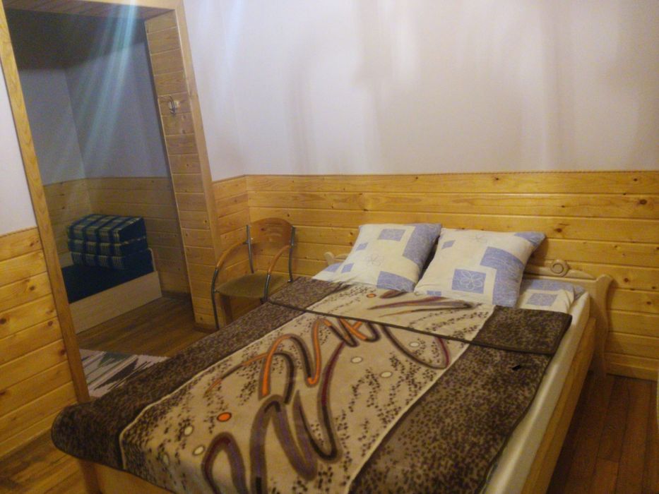 Дом у Ясіня. 5 кімнат.