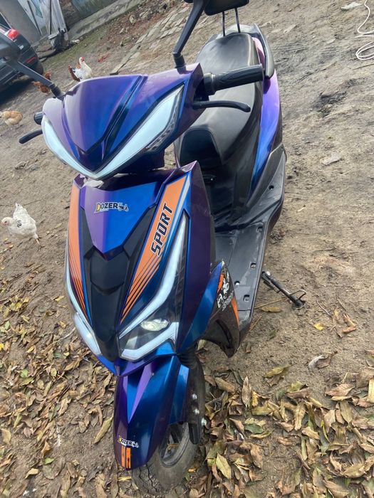 Продаю електро скутер