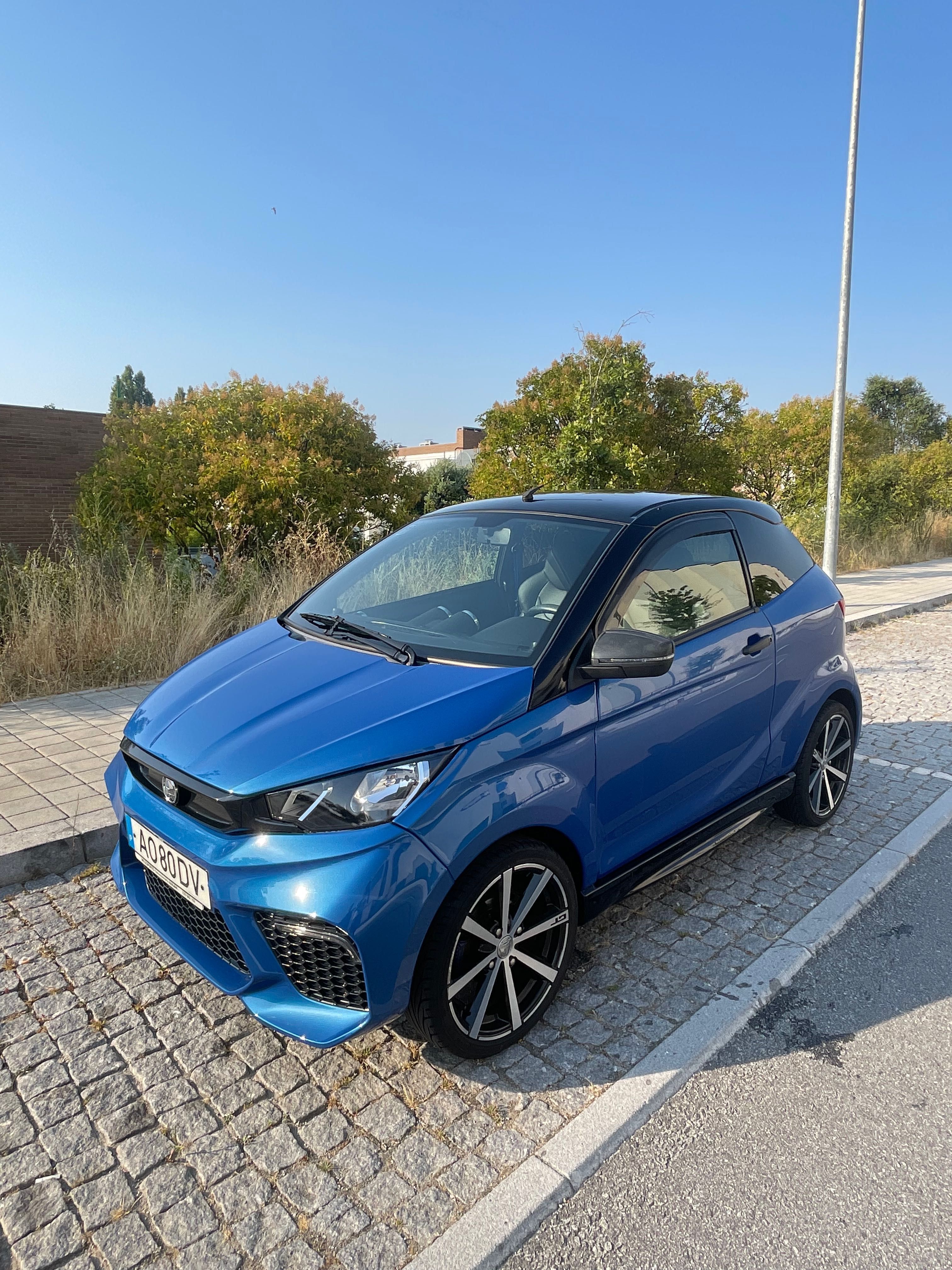 Aixam Coupé Gti 2 lugares azul