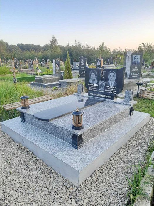 Пам'ятники з граніту, базальту, крихти, Якісно, доступні ціни