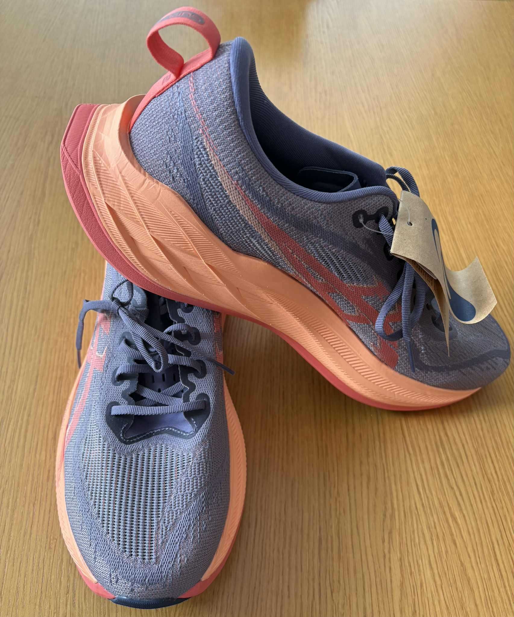 Buty do biegania Asics SUPERBLAST 2 rozmiar 48
