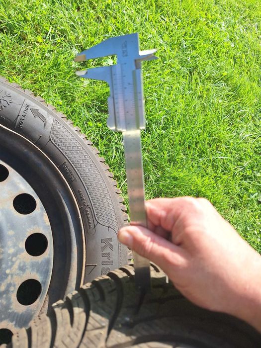 Koła: Felgi 5x114,3 + Kleber Krisalp HP3 205/55 R16 8mm Stan Idealny