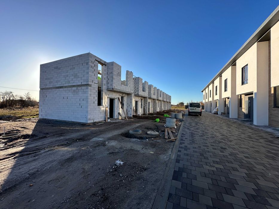 Мріяли про власний будинок поруч із Києвом? Це ваш шанс!