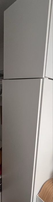 Roupeiro Pax estruturas com porta branca