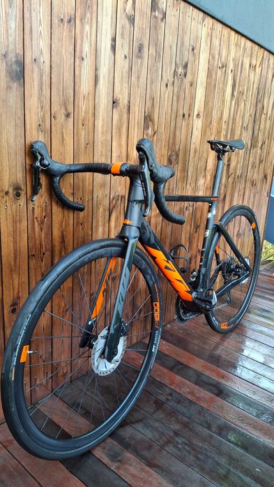 Vendo bicicleta ktm LISSE MASTER em óptimas condições