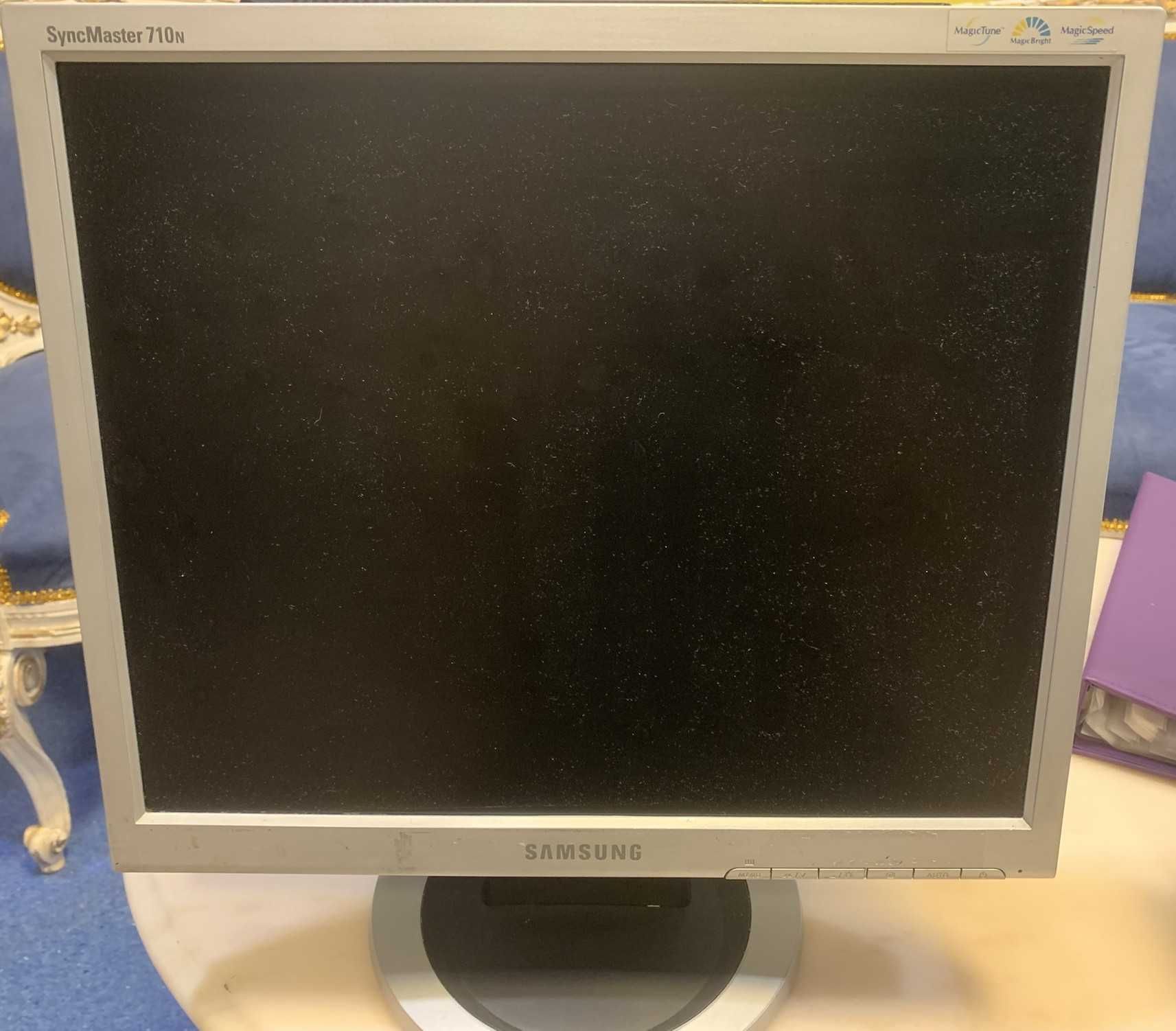 Монітор Samsung SyncMaster 710n