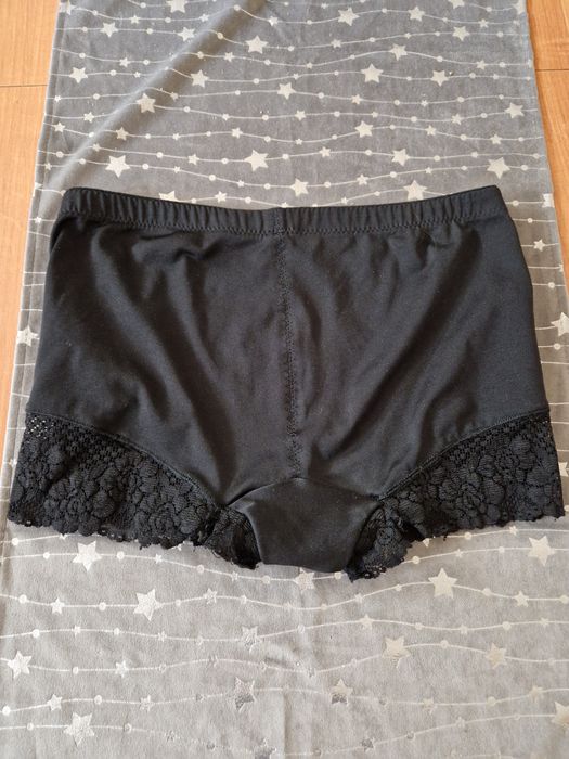 Majtki wyszczuplające czarne