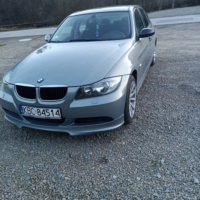 BMW E90 2.0 320i