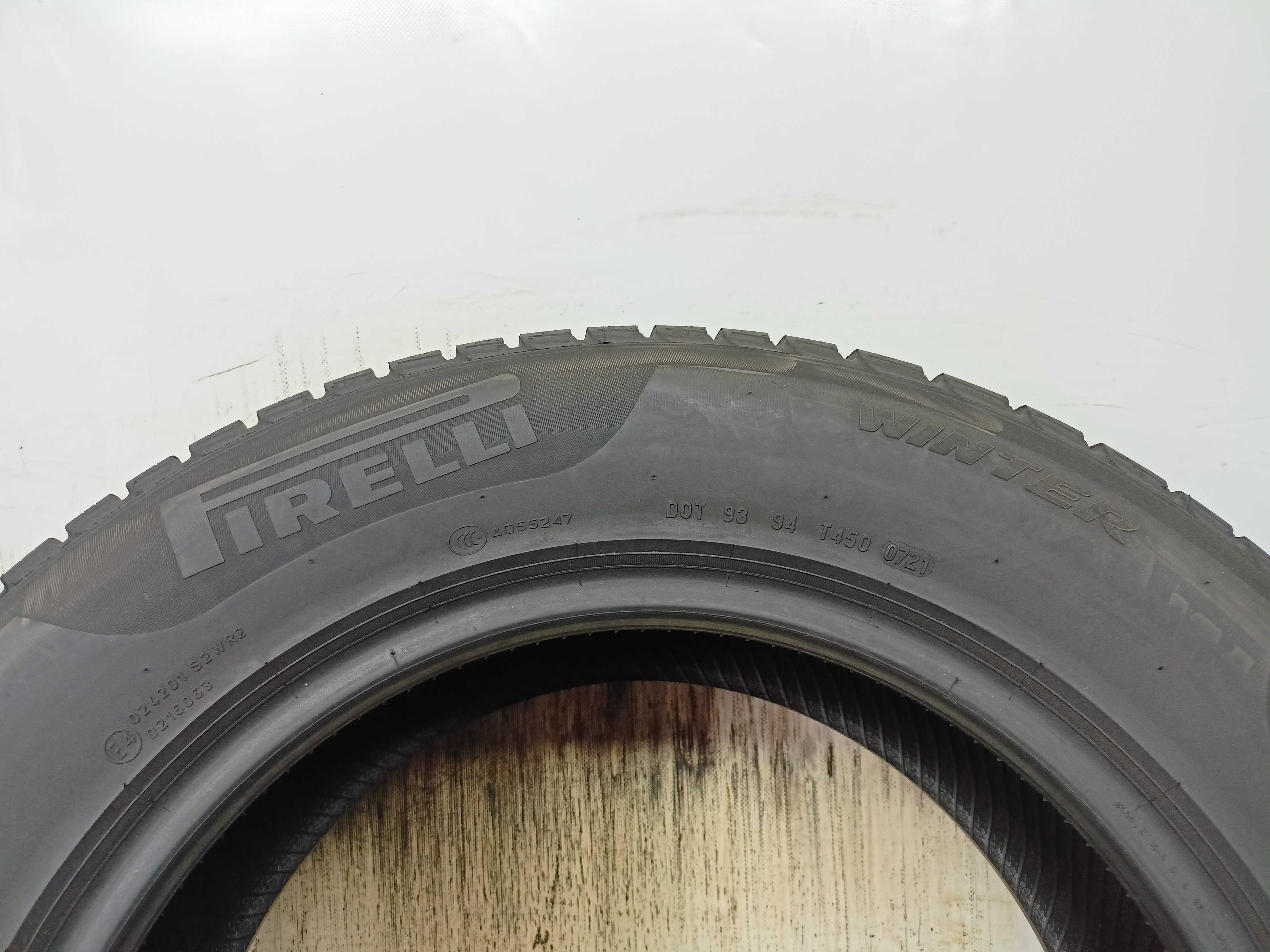 Pirelli SottoZero 3 215/60/16 2021r. 95H 6,6mm (2843)