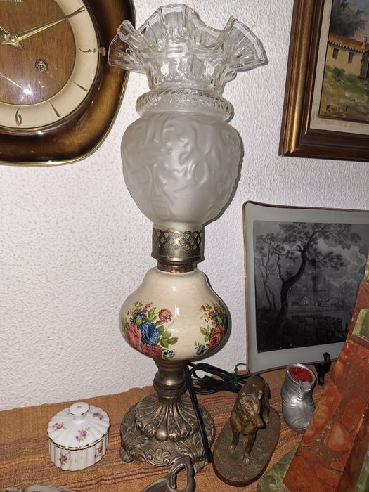 Candeeiro de mesa antigo