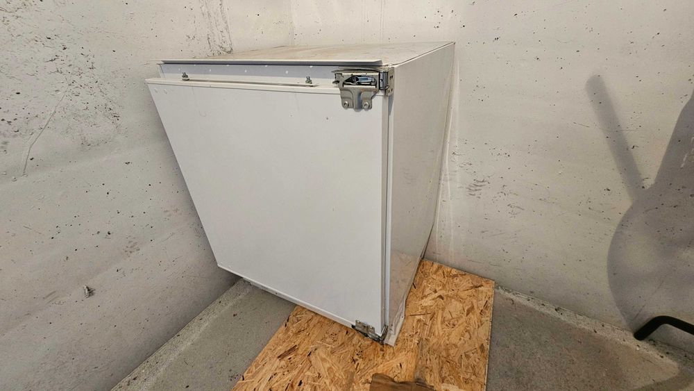 Lodówka Amica UM130