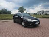 Opel Astra H 1.6 Benzyna 2008 kombi – klima, alufelgi, opony zima/lato